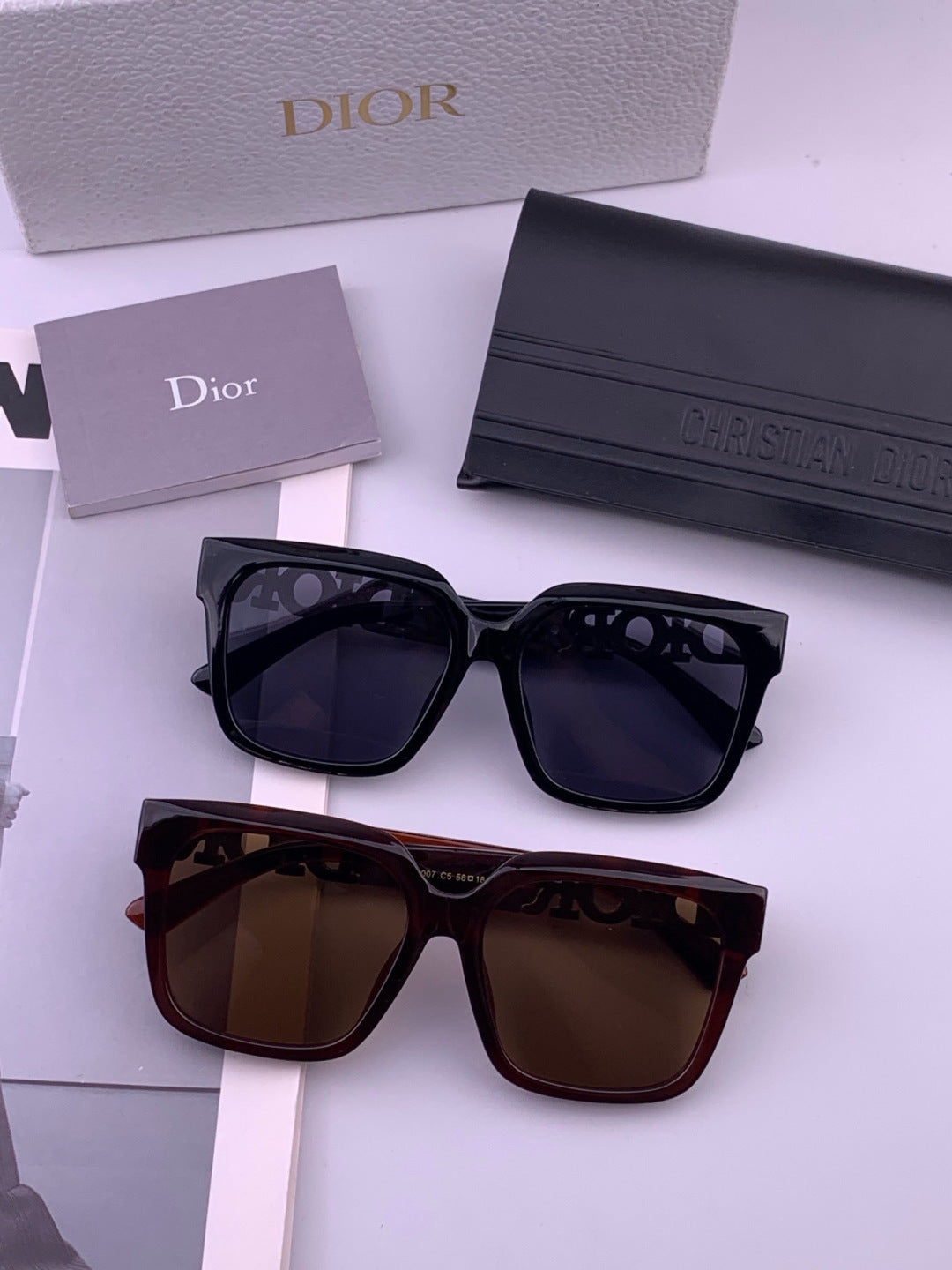 Dior D77000 Fashion Black Lens Sunglasses for Men & Women - 371965 - detail image 7
