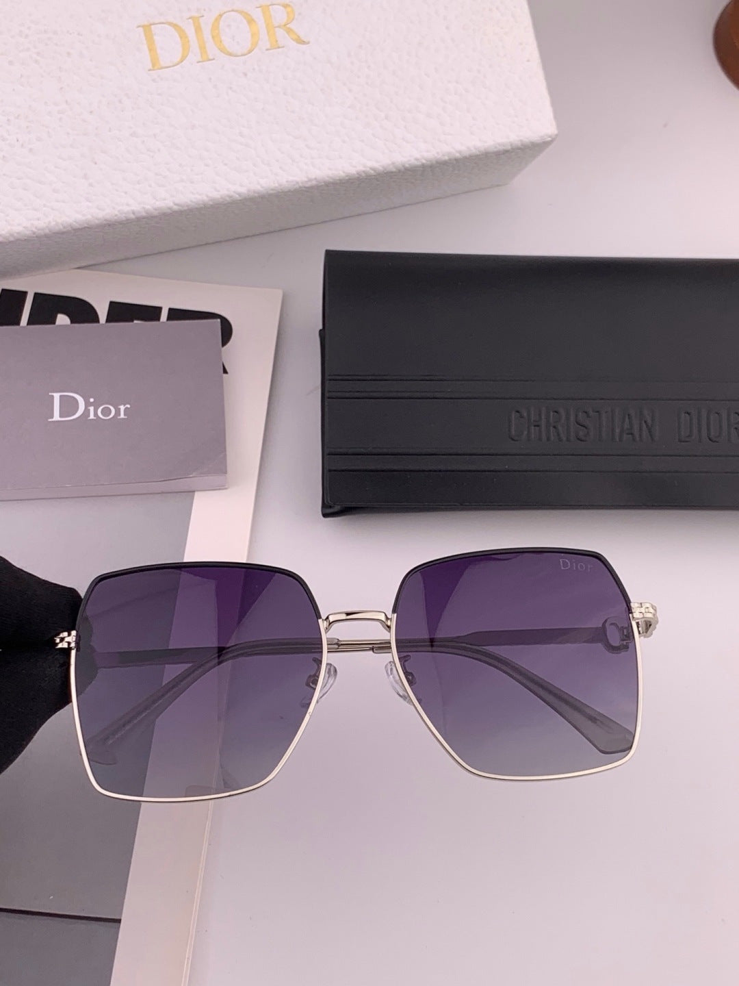 Dior D6310 Polarized Square Red Lens Sunglasses for Men & Women - 371959 - detail image 3