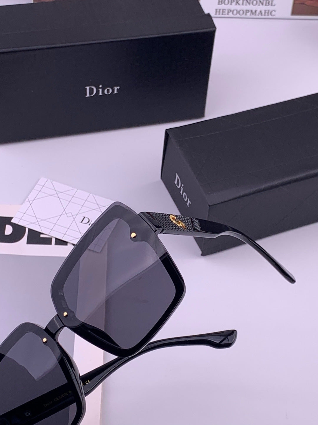 Dior CD27702 Polarized Fashion Gold Lens Sunglasses for Men & Women - 371944 - detail image 3