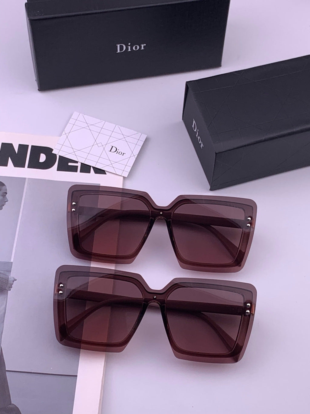 Dior D7996 Fashion Gold Lens Sunglasses for Men & Women - 382379 - detail image 7