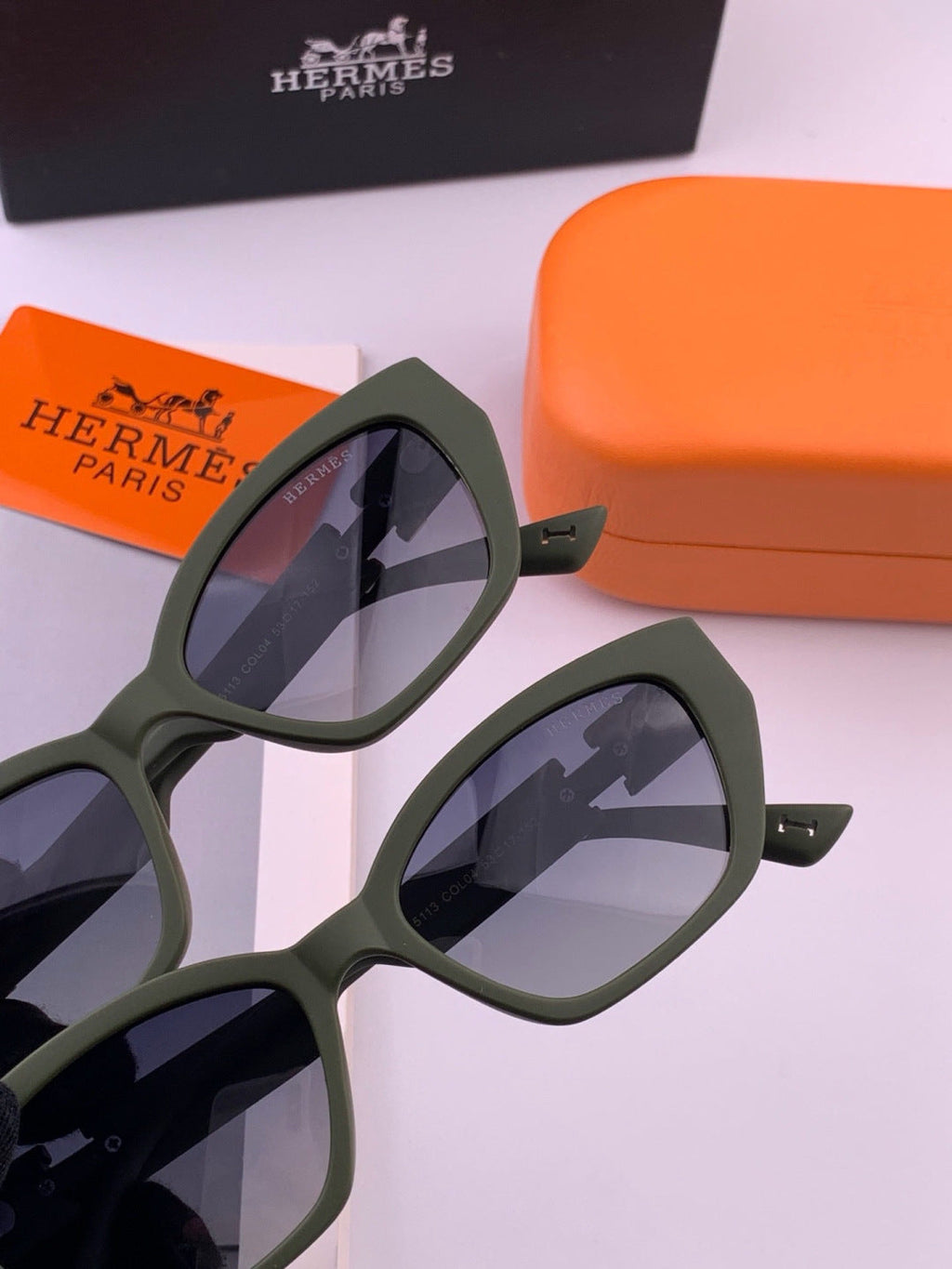 Hermès H3511 Polarized Square Black Lens Sunglasses for Men & Women - 399430 - detail image 3