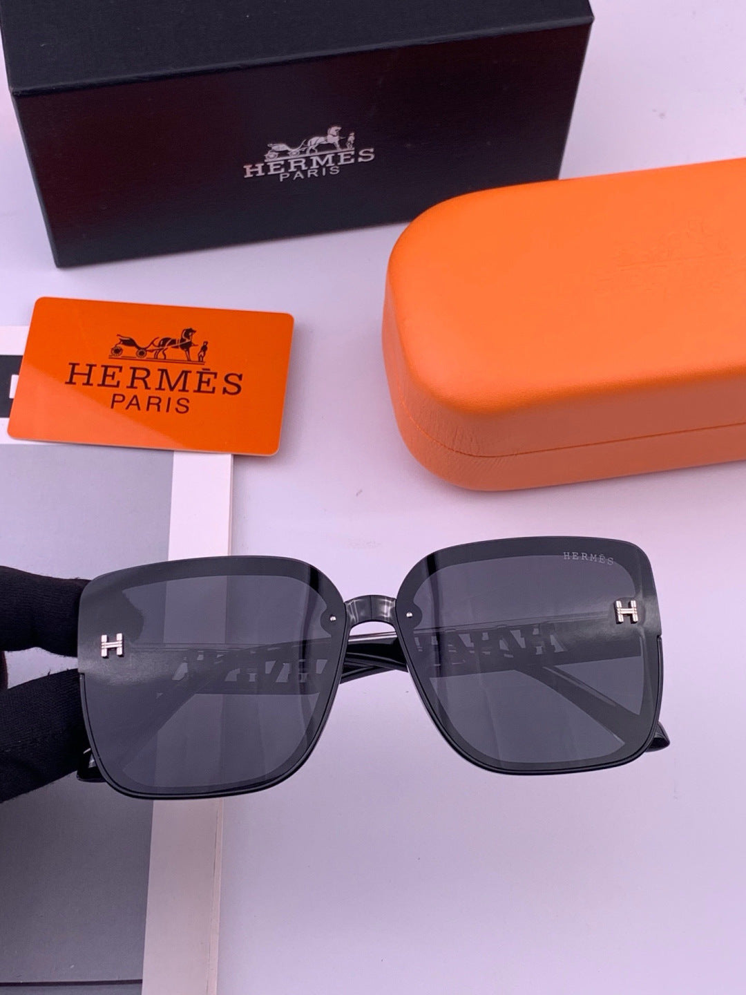 Hermès H7993 Square Black Lens Sunglasses for Men & Women - 416545
