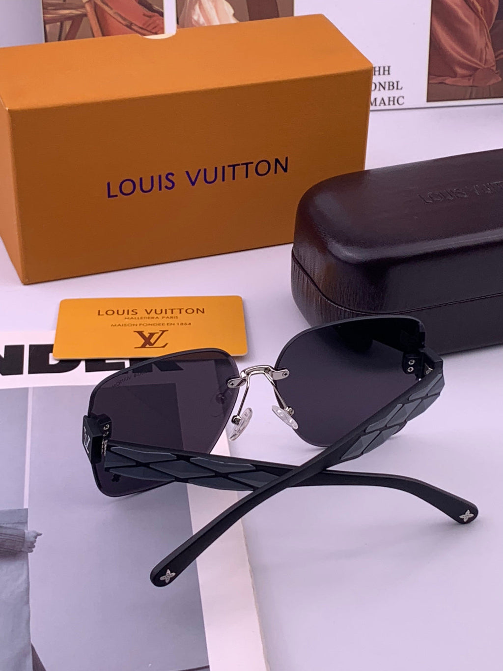 Louis Vuitton L1550 Square Gold Lens Sunglasses for Men & Women - 431286 - detail image 5