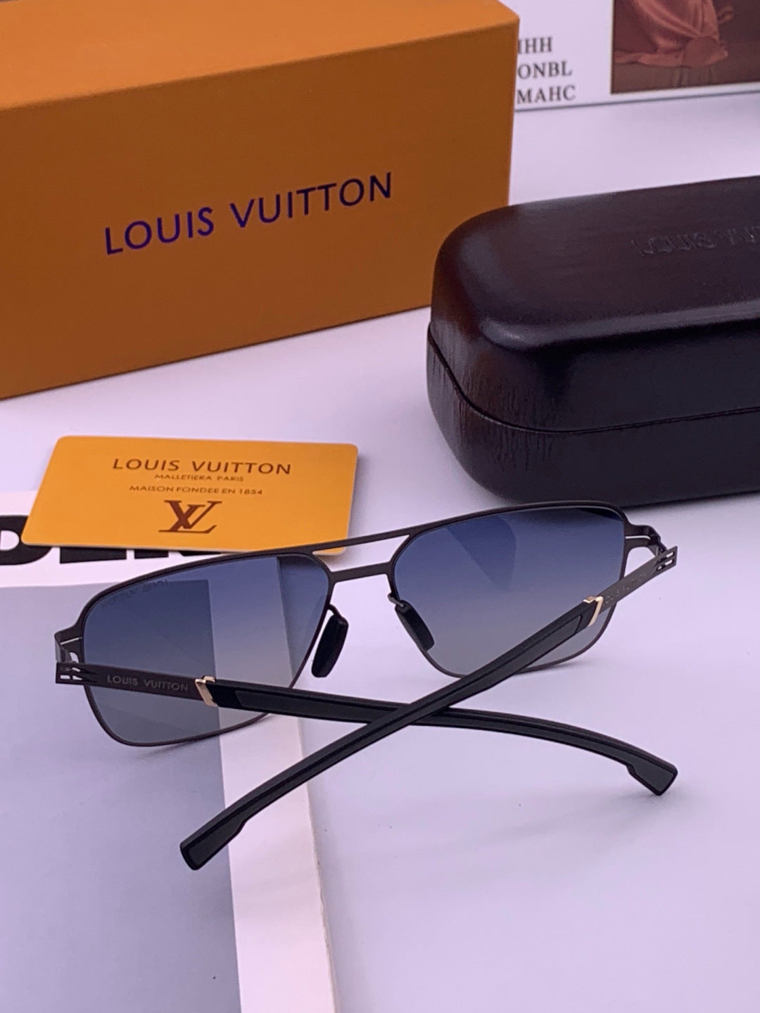 Louis Vuitton L816 Fashion Gold Lens Sunglasses for Men & Women - 431265 - detail image 6