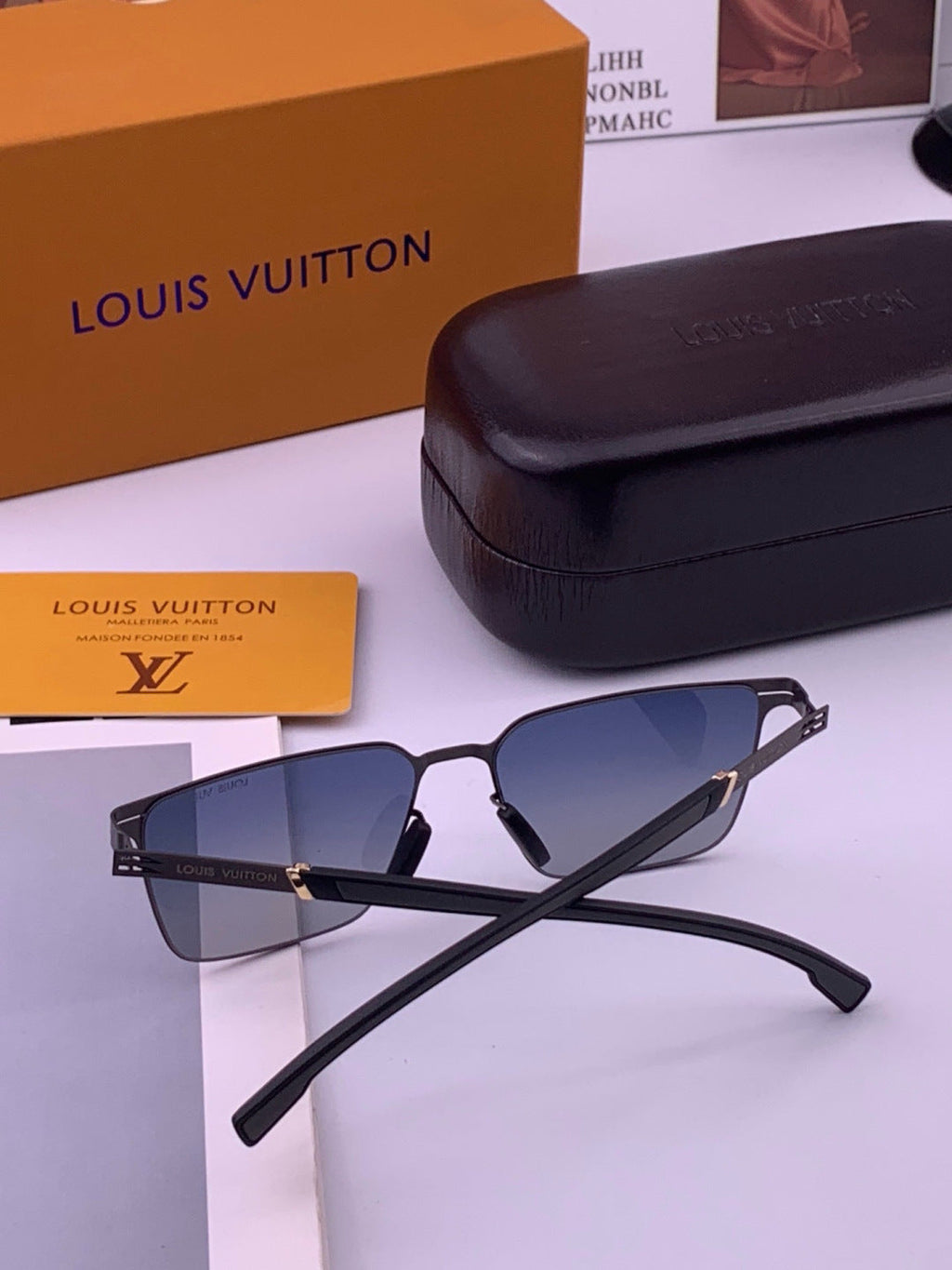 Louis Vuitton L516 Fashion Gold Lens Sunglasses for Men & Women - 431270 - detail image 5