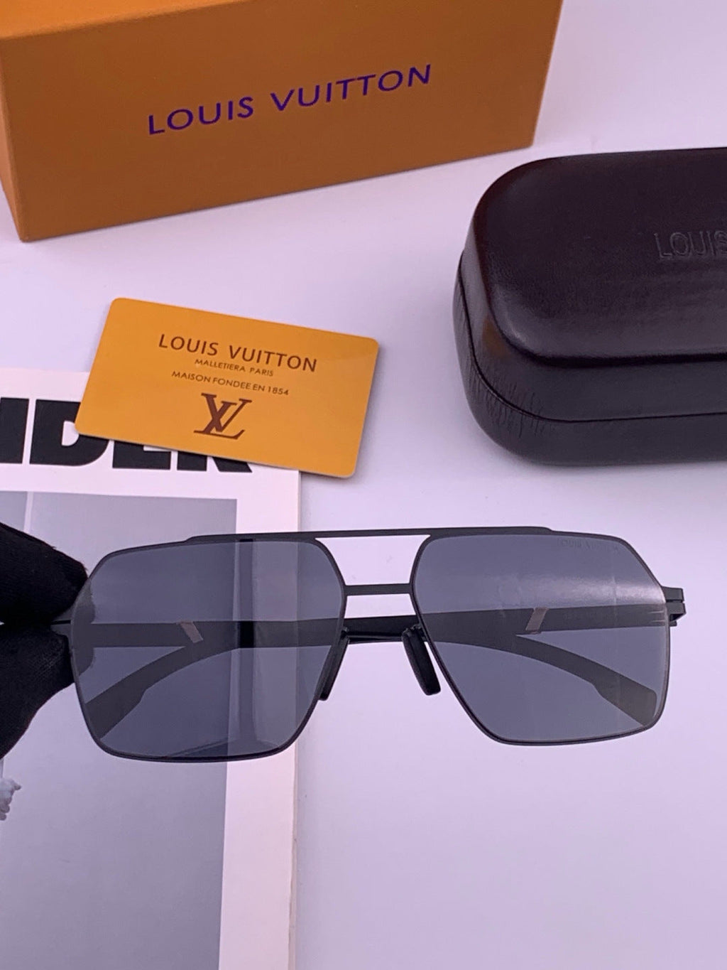 Louis Vuitton L313 Fashion Gold Lens Sunglasses for Men & Women - 431281