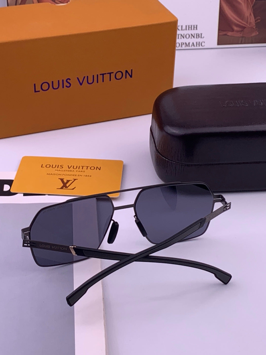 Louis Vuitton L313 Fashion Gold Lens Sunglasses for Men & Women - 431283 - detail image 6