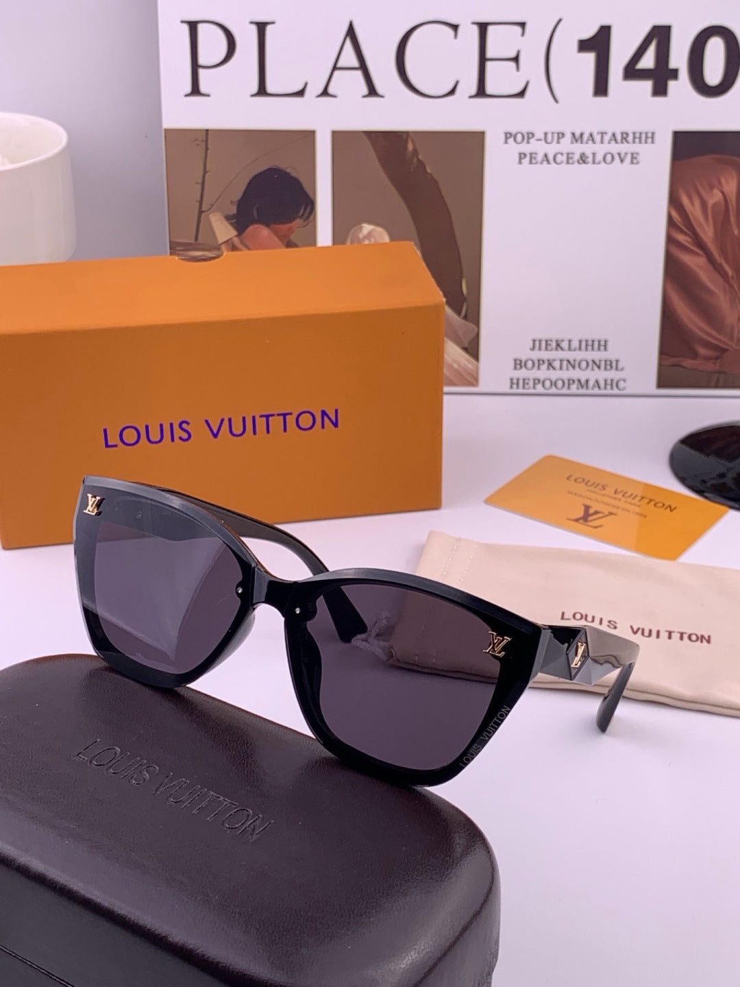 Louis Vuitton Fashion Gold Lens Sunglasses for Men & Women - 431190 - detail image 3