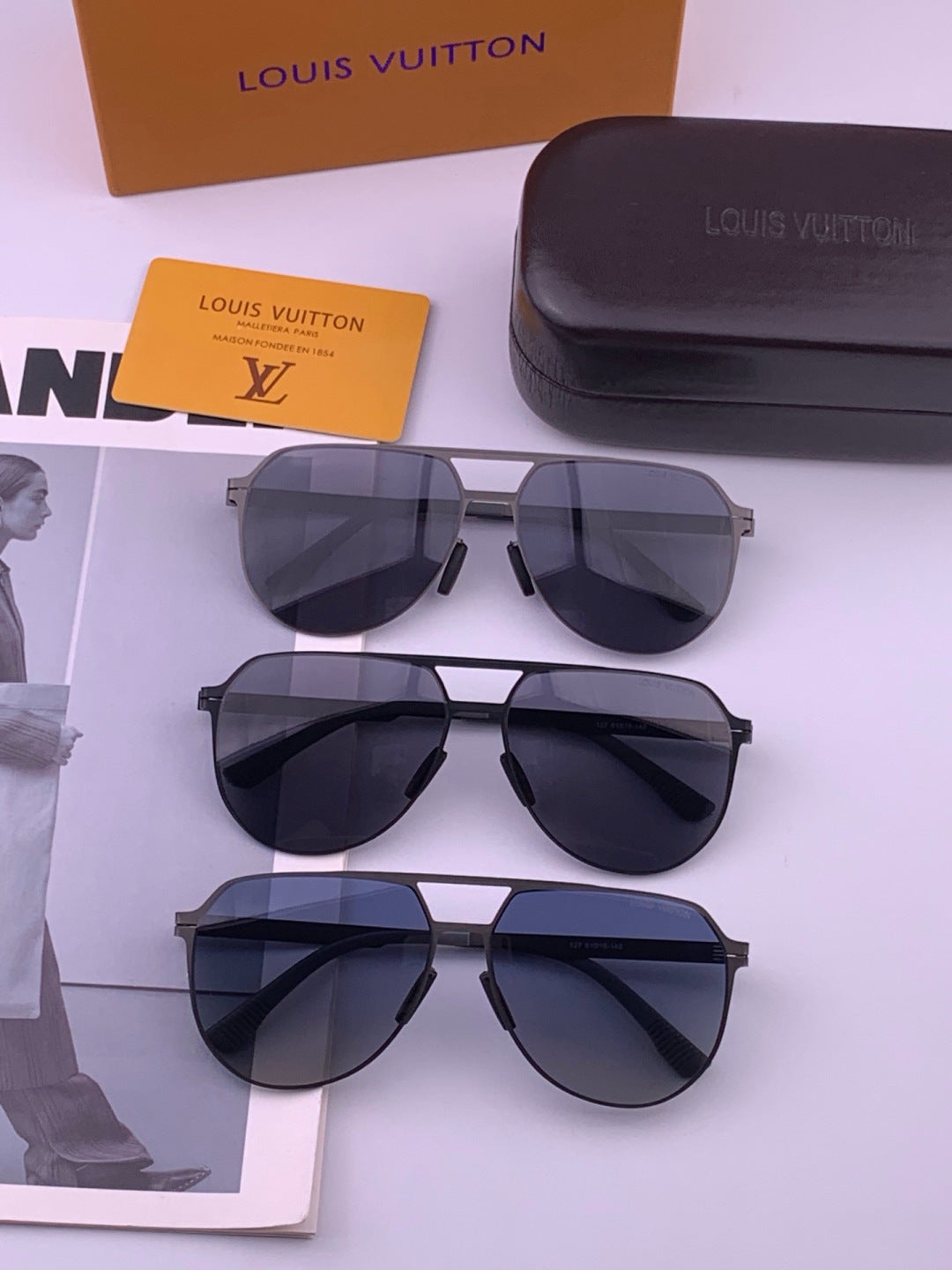 Louis Vuitton L712 Fashion Brown Lens Sunglasses for Men & Women - 431157 - detail image 7