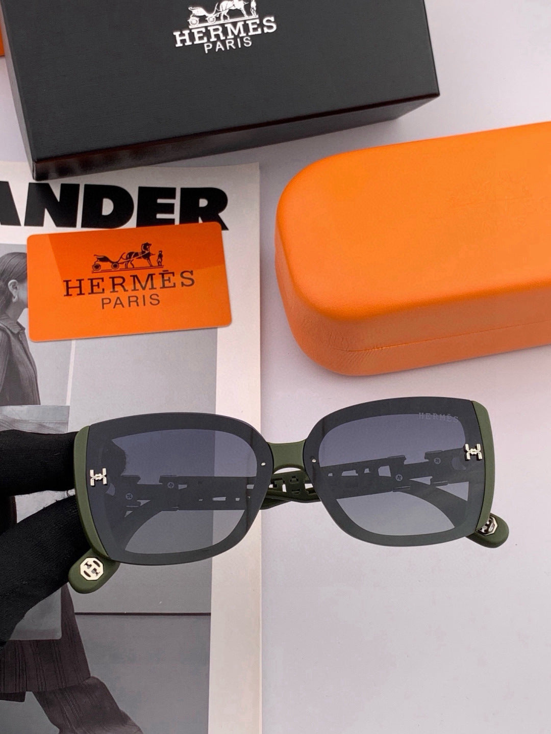 Hermès H3511 Polarized Square Gold Lens Sunglasses for Men & Women - 450023 - detail image 2