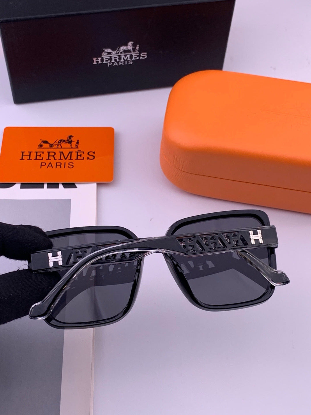 Hermès H7993 Square Black Lens Sunglasses for Men & Women - 450031 - detail image 4