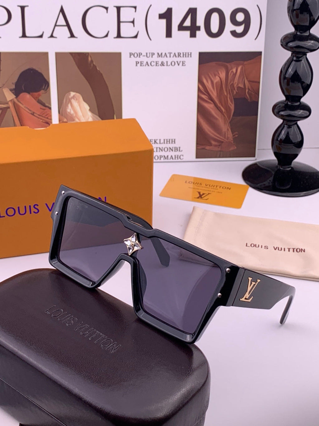 Louis Vuitton L7600 Square Black Lens Sunglasses for Women - 448507 - detail image 2