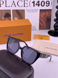 Louis Vuitton L77004 Oversized Black Lens Sunglasses for Men & Women - 448490