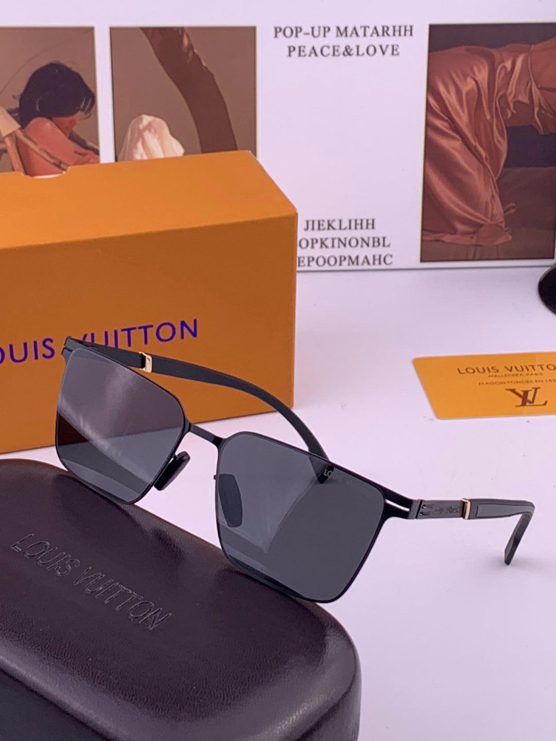 Louis Vuitton L516 Fashion Gold Lens Sunglasses for Men & Women - 448560 - detail image 2