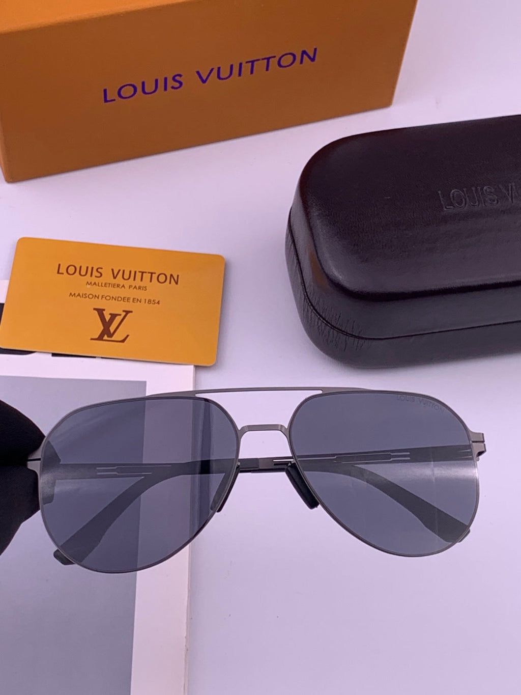 Louis Vuitton L39 Fashion Gold Lens Sunglasses for Men & Women
