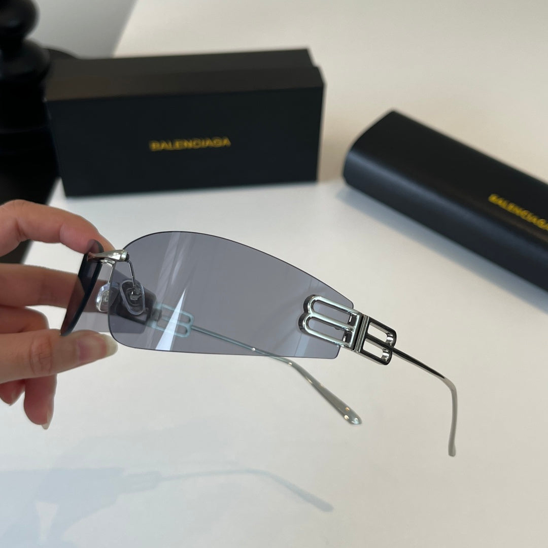 Balenciaga Rectangular Silver Lens Sunglasses for Men & Women - 466022 - detail image 6