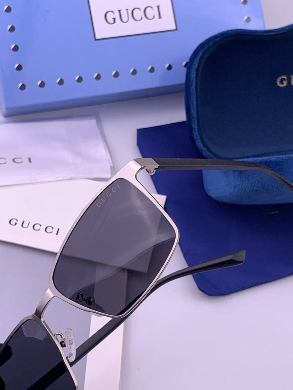 Gucci G6807 Polarized Aviator Gold Lens Sunglasses for Men & Women - detail image 3