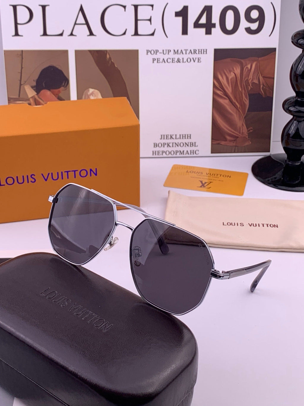 Louis Vuitton L8863 Polarized Aviator Black Lens Sunglasses for Men & Women - detail image 6