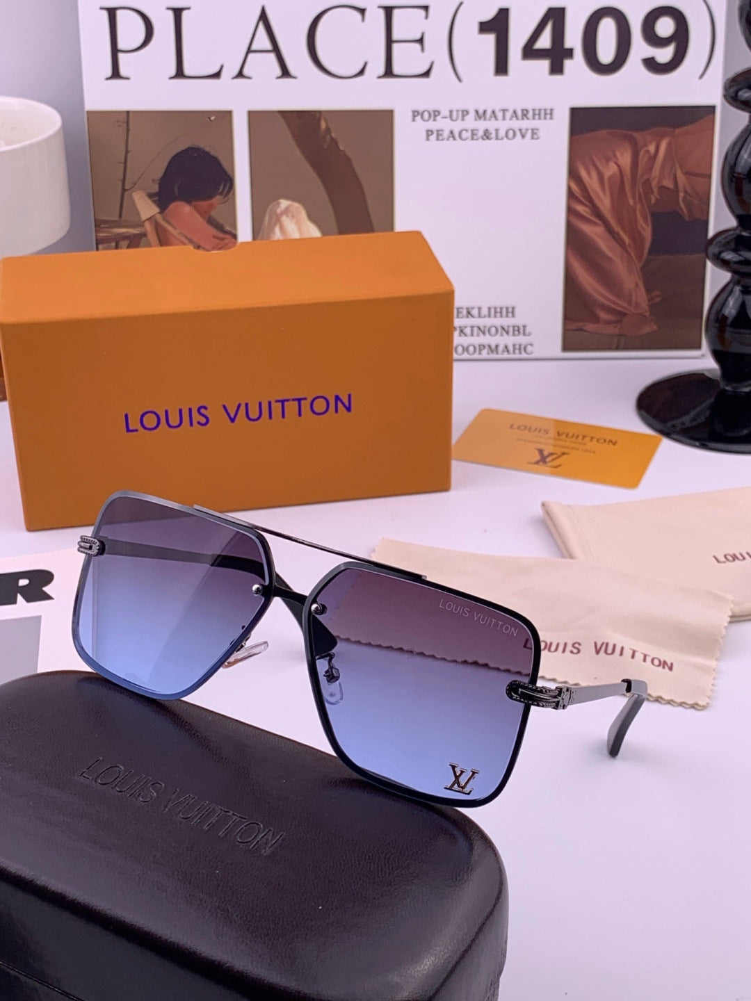 Louis Vuitton L91747 Aviator Orange Lens Sunglasses for Men & Women - 493114