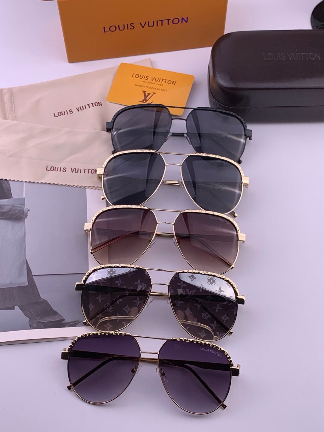 Louis Vuitton L01744 Aviator Black Lens Sunglasses for Men & Women - 486234 - detail image 8