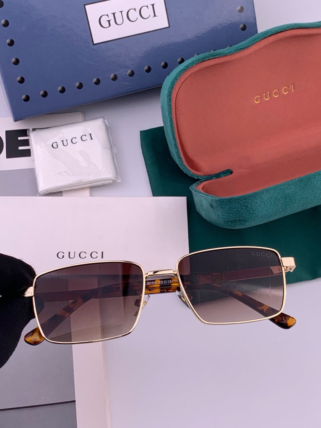 Gucci G6906 Aviator Black Lens Sunglasses for Men & Women - detail image 4