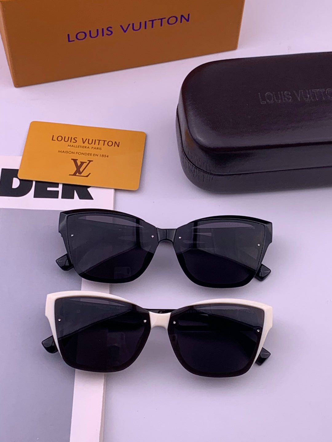 Louis Vuitton L7310 Square Gold Lens Sunglasses for Men & Women - detail image 8