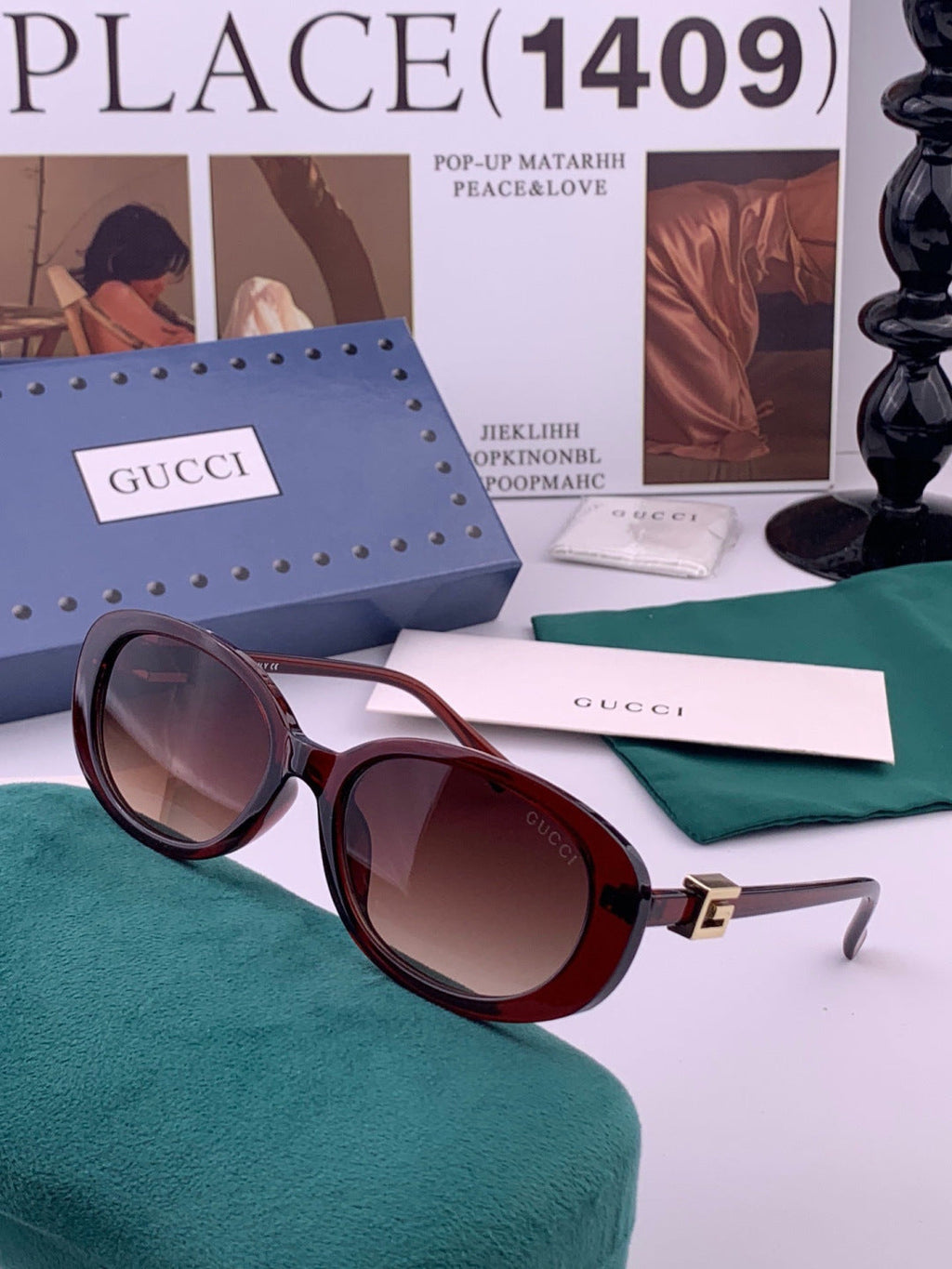 Gucci G35805 Square Black Lens Sunglasses for Men & Women - detail image 2