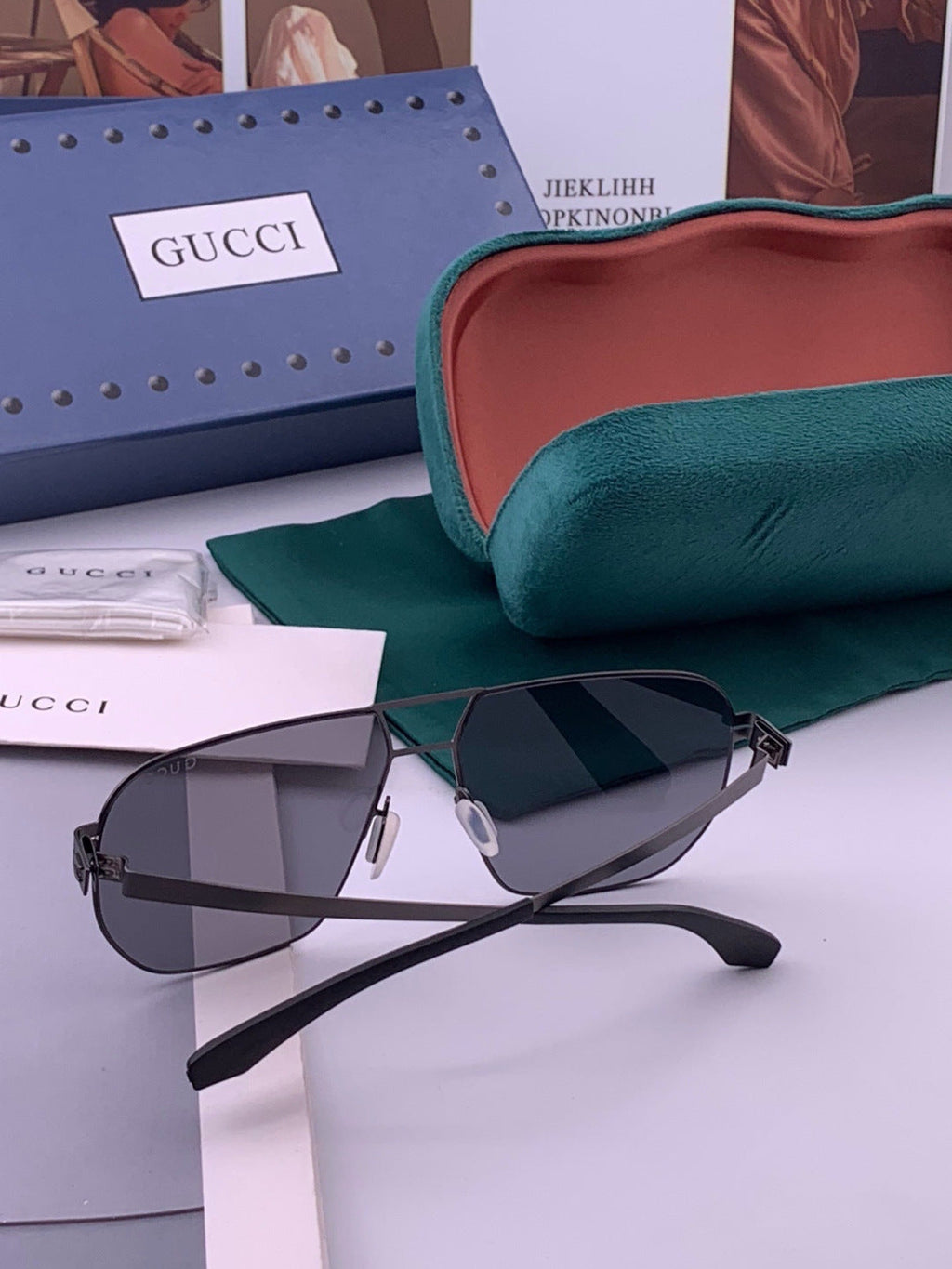 Gucci G2504 Fashion Black Lens Sunglasses for Men & Women - detail image 6