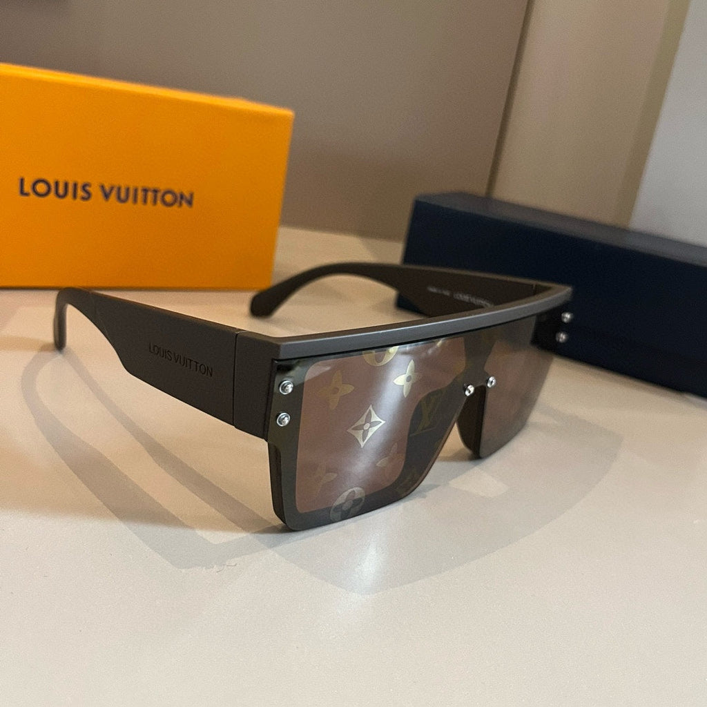 Louis Vuitton Fashion Brown Lens Sunglasses for Men & Women - 486290