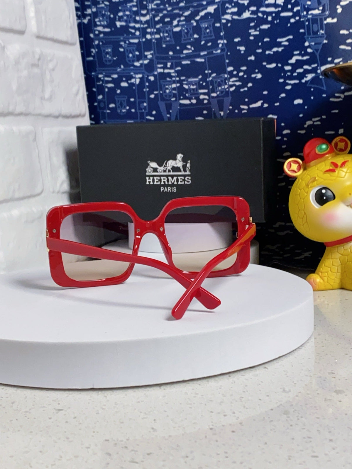 Hermès Square Red Lens Sunglasses for Men & Women - 416507 - detail image 3