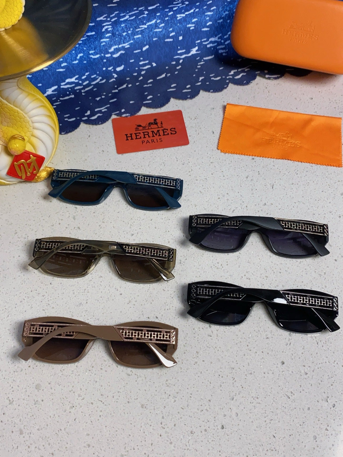 Hermès Polarized Cat-Eye Brown Lens Sunglasses for Men & Women - detail image 10