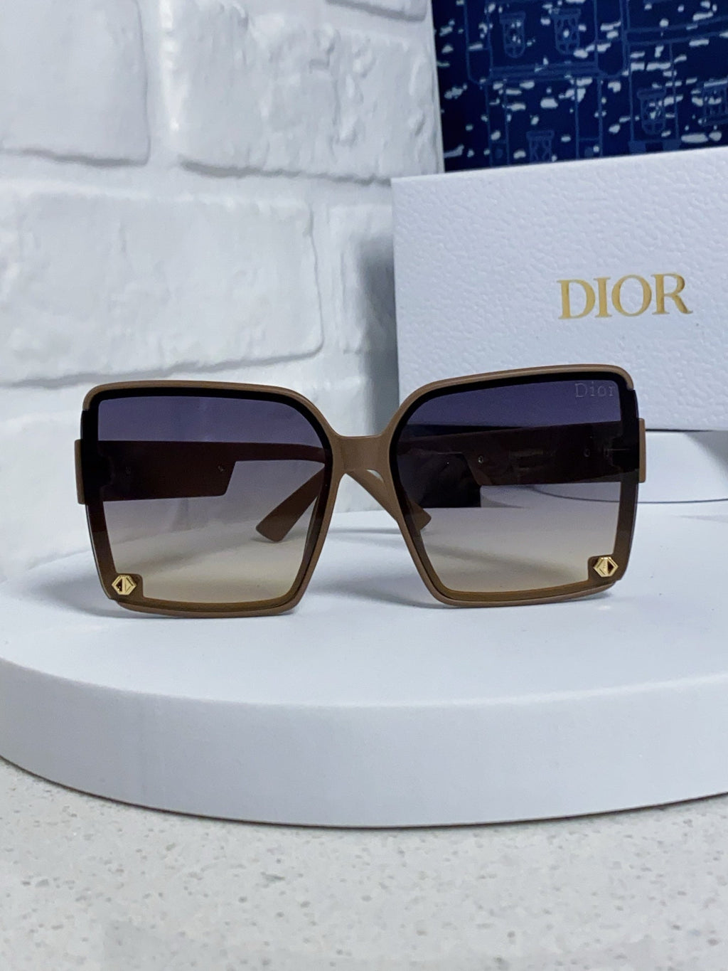 Dior Polarized Fashion Gray Lens Sunglasses for Women - 997973 - detail image 2