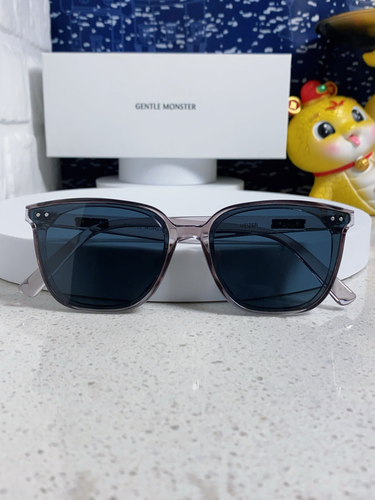 Gentle Monster HEIZER Square Blue Lens Sunglasses for Men & Women - 432932 - detail image 10