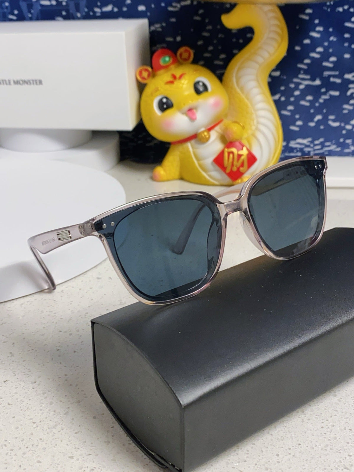 Gentle Monster HEIZER Square Blue Lens Sunglasses for Men & Women - 488000 - detail image 11