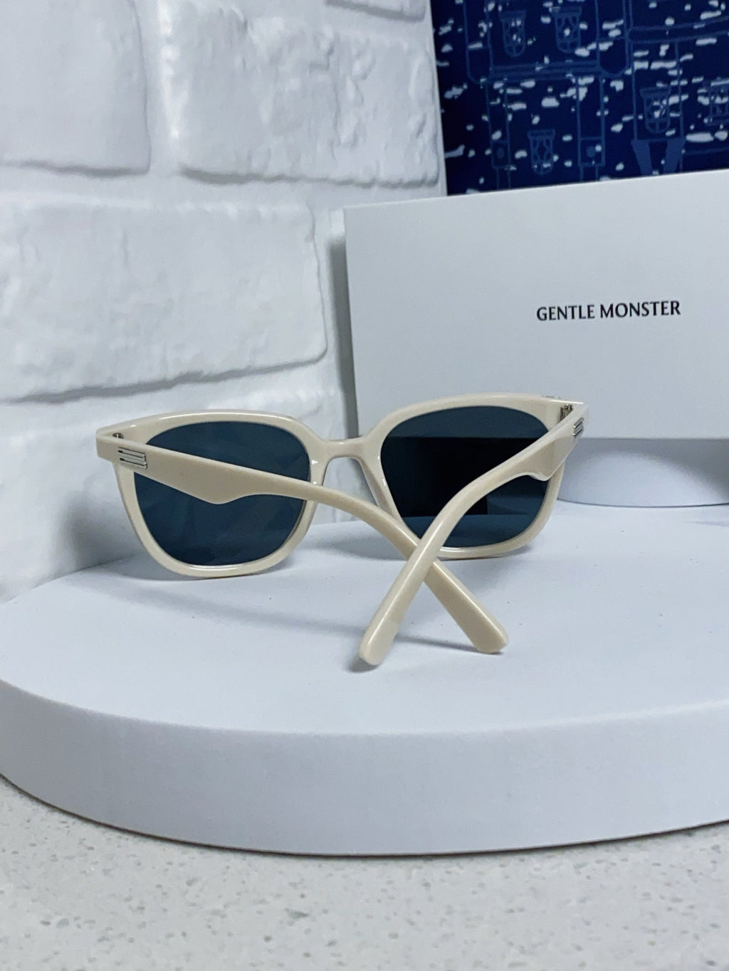 Gentle Monster HEIZER Square Blue Lens Sunglasses for Men & Women - detail image 3