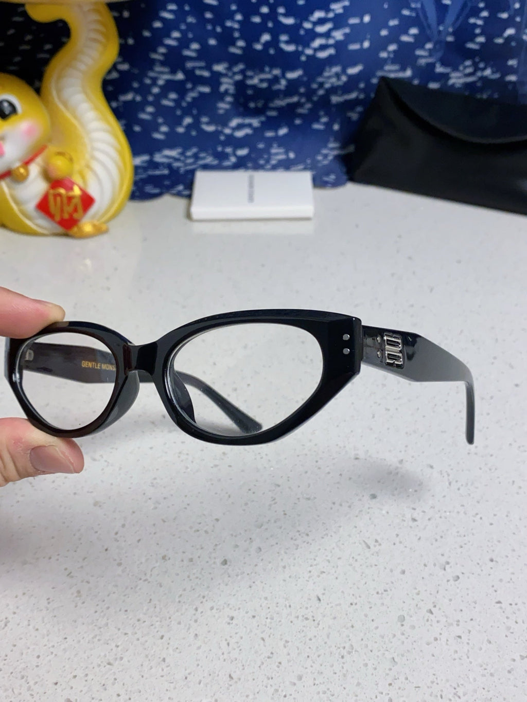 Gentle Monster ROCOCO Cat-Eye Silver Lens Sunglasses for Men & Women - 432926 - detail image 6