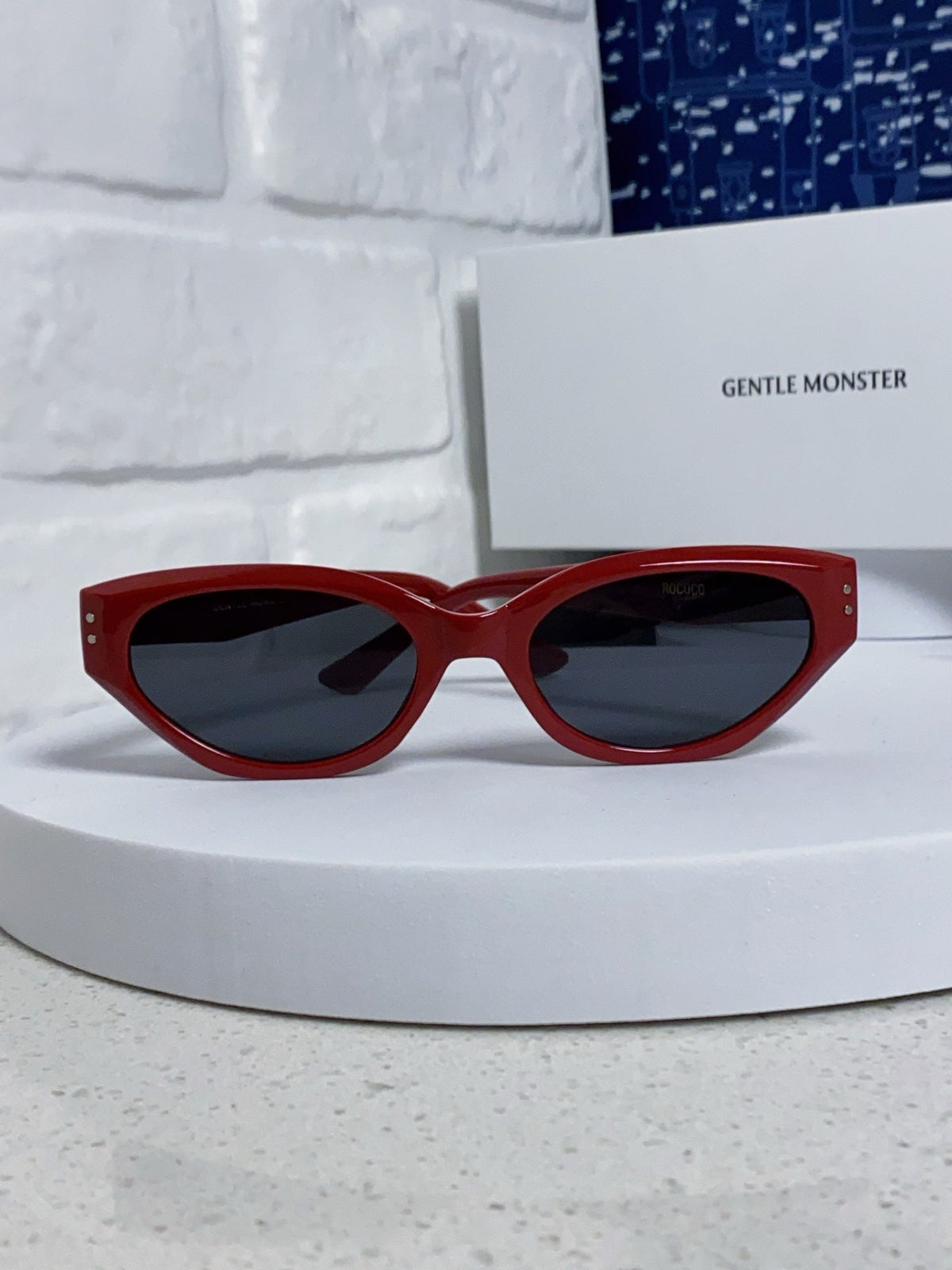 Gentle Monster ROCOCO Cat-Eye Red Lens Sunglasses for Men & Women - detail image 2