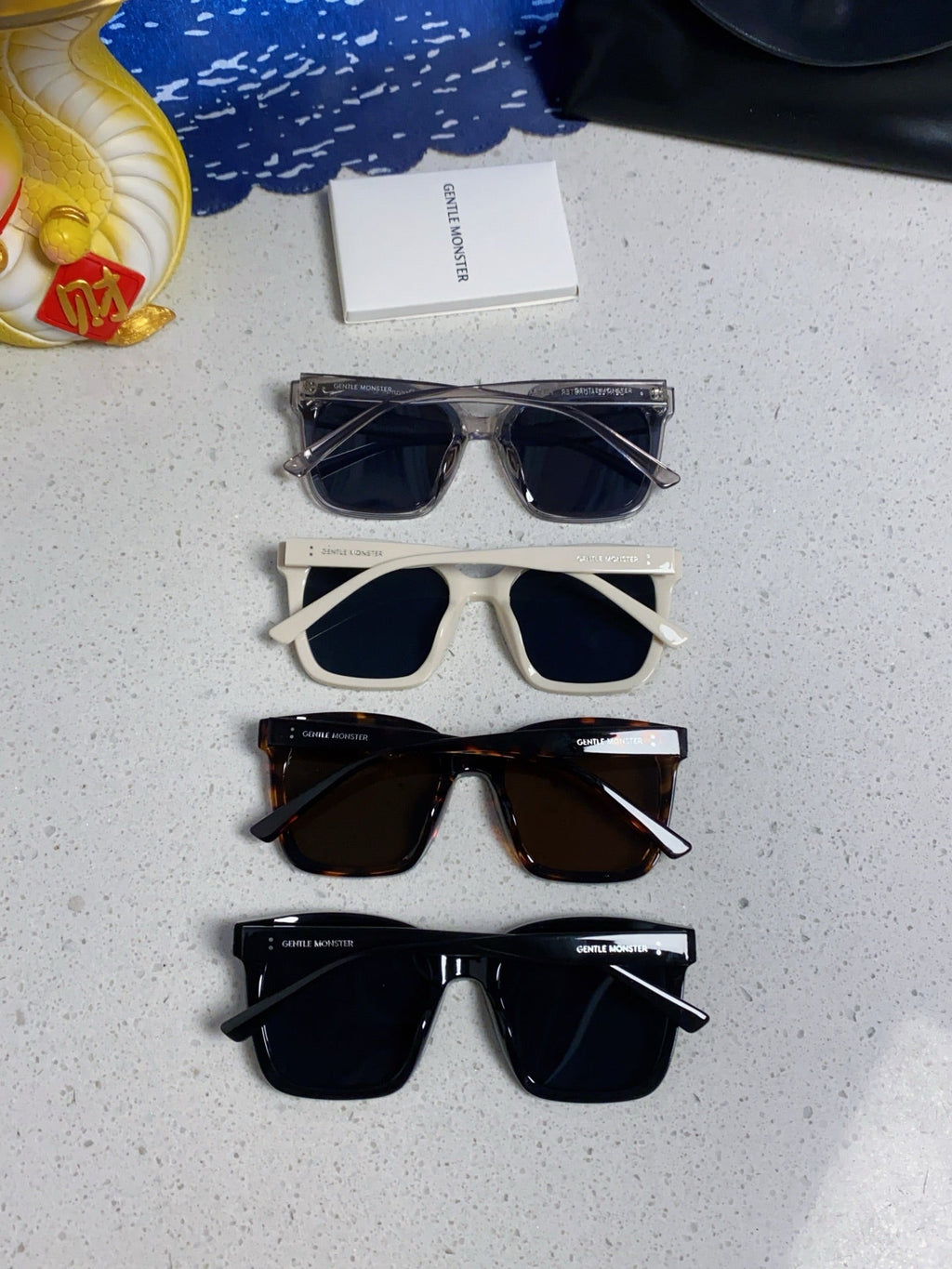 Gentle Monster DREAMER17 Oversized Blue Lens Sunglasses for Men & Women - detail image 12