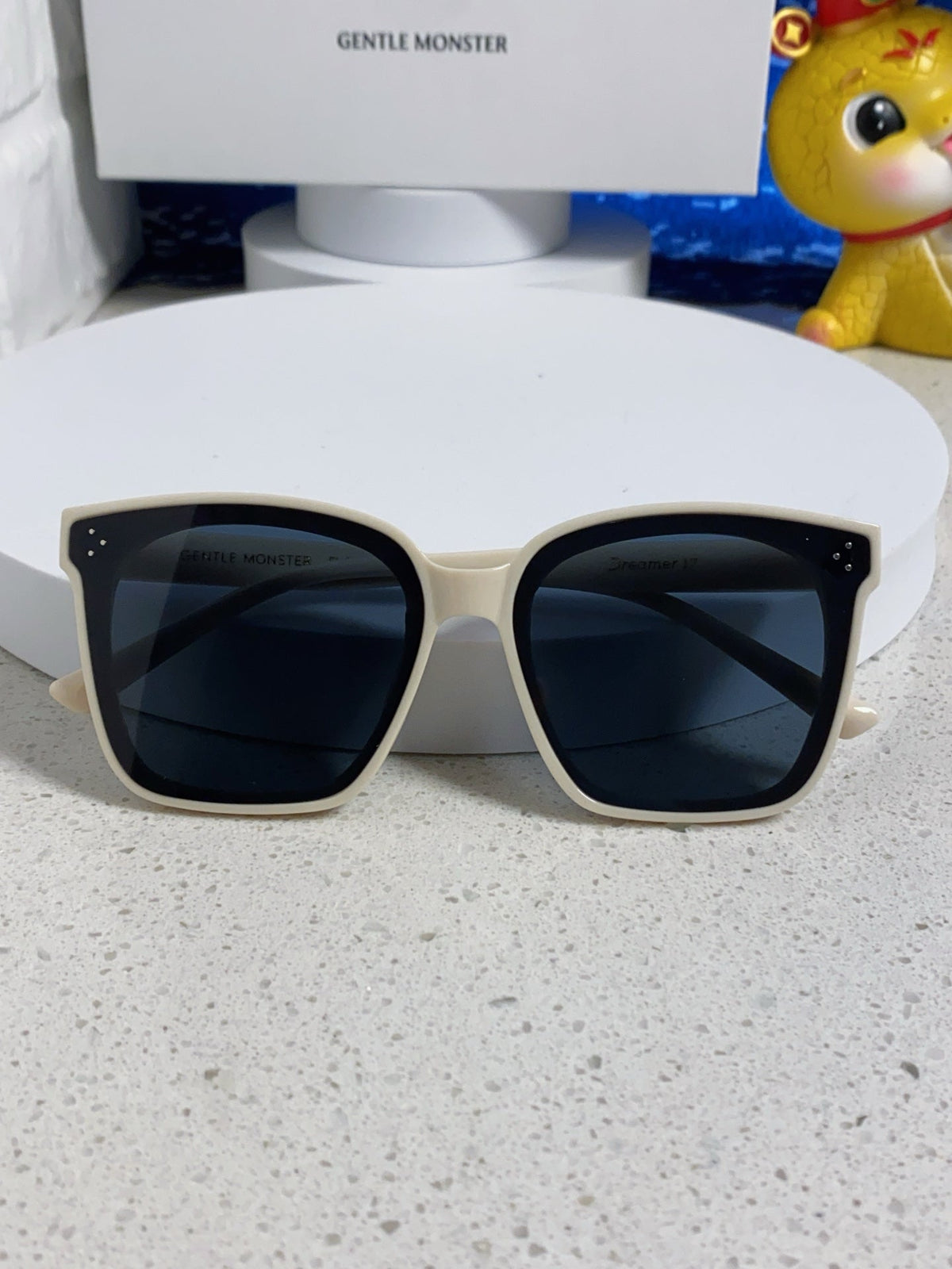 Gentle Monster DREAMER17 Oversized Blue Lens Sunglasses for Men & Women - detail image 10