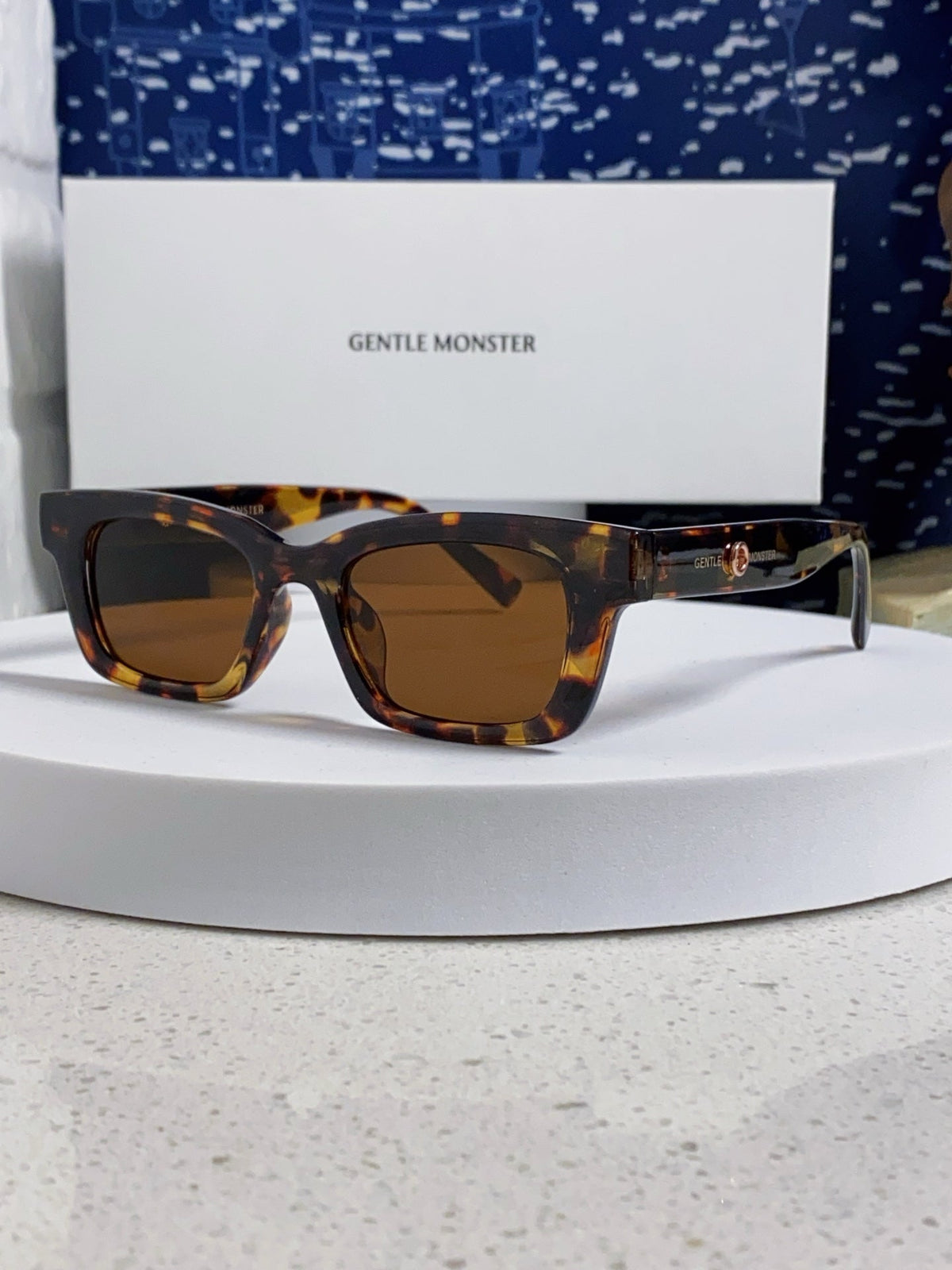 Gentle Monster JENNIE1996 Cat-Eye Brown Lens Sunglasses for Women