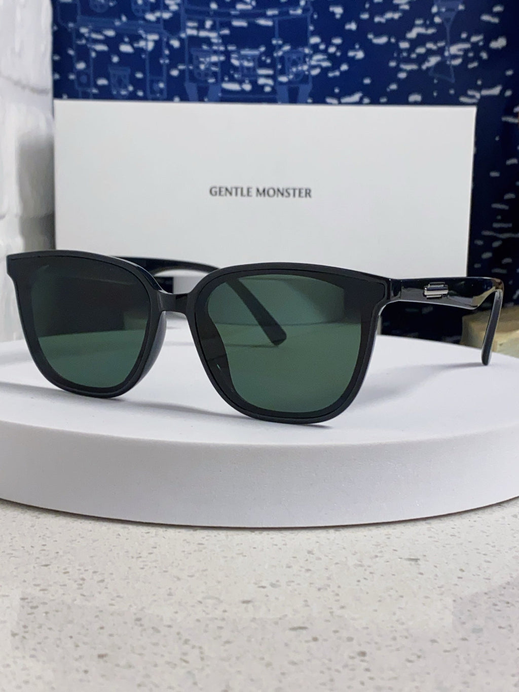 Gentle Monster LILIT Fashion Black Lens Sunglasses for Men & Women