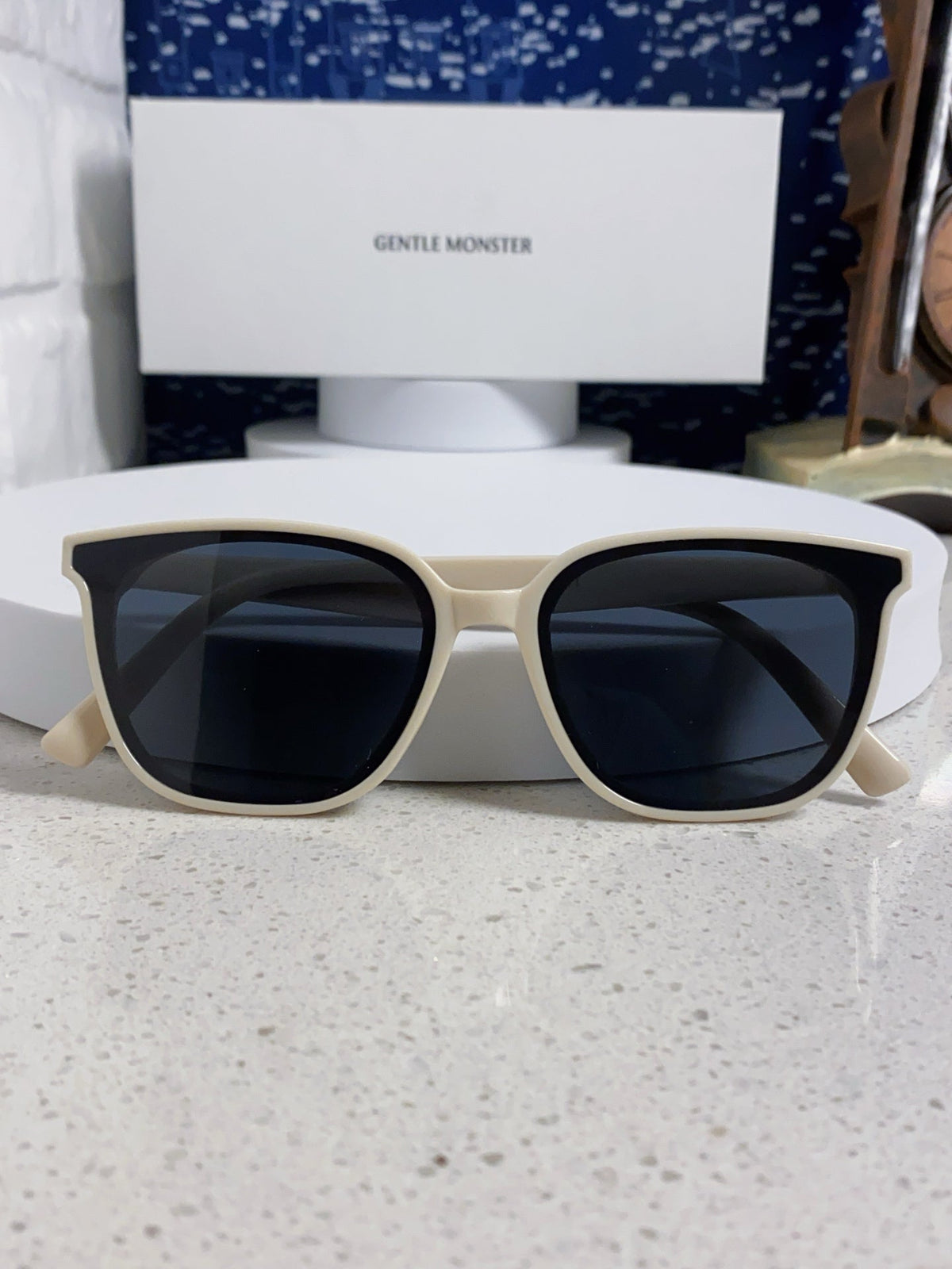 Gentle Monster LILIT Fashion Blue Lens Sunglasses for Men & Women - 399388 - detail image 9