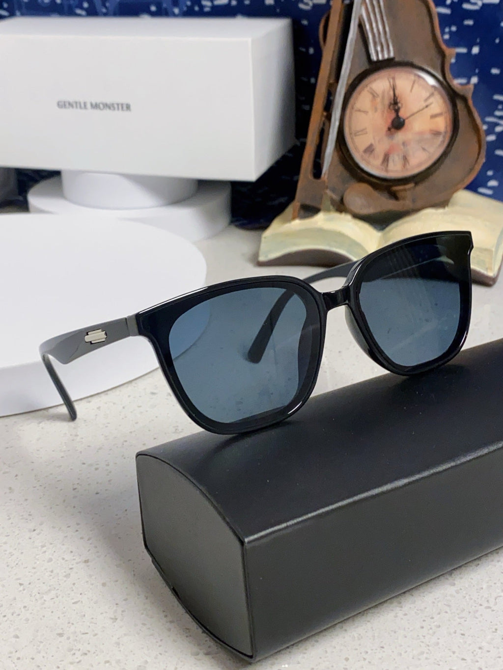 Gentle Monster LILIT Fashion Blue Lens Sunglasses for Men & Women - detail image 10