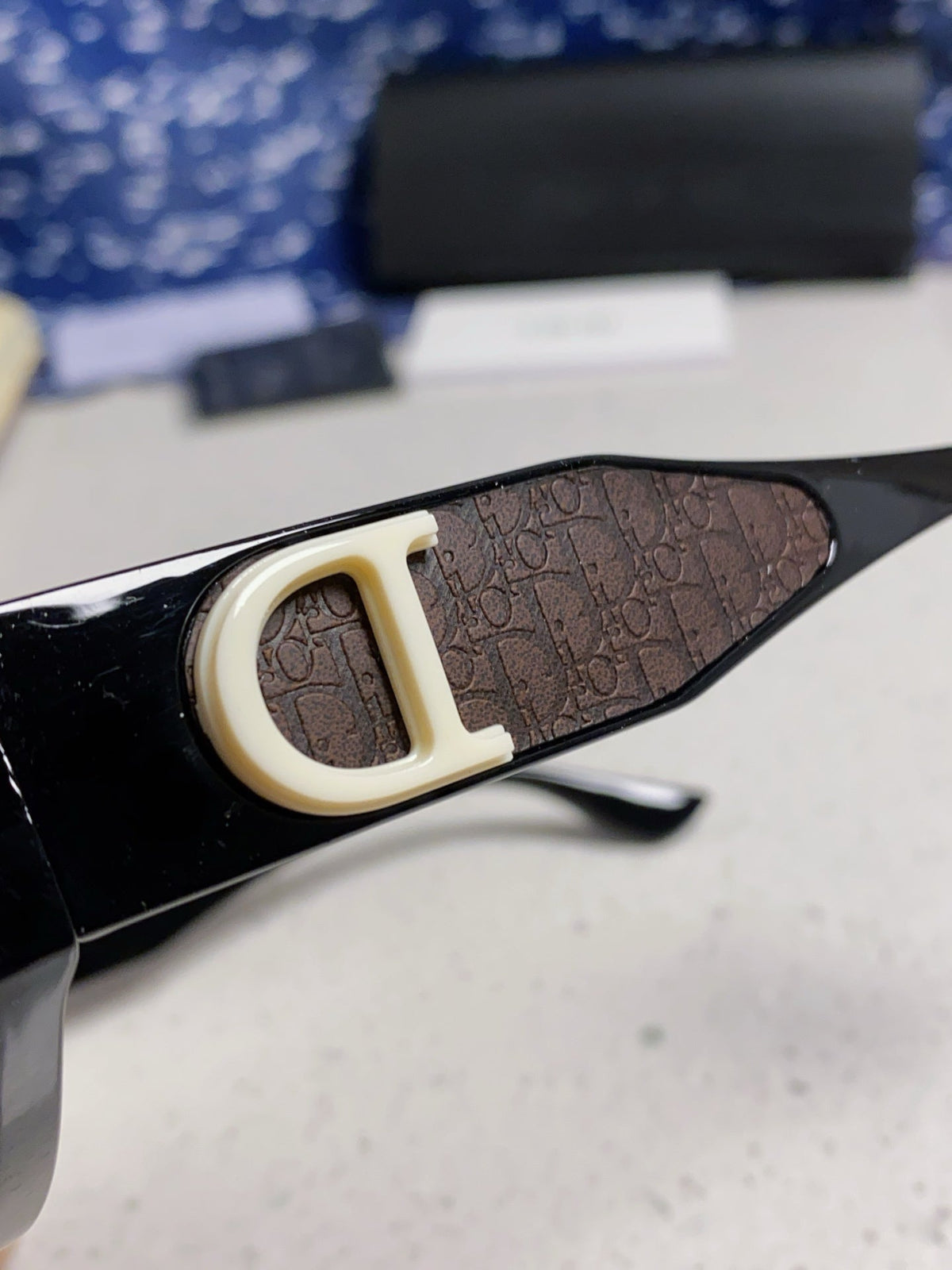 Dior Polarized Fashion Black Lens Sunglasses for Women - 867131 - detail image 7