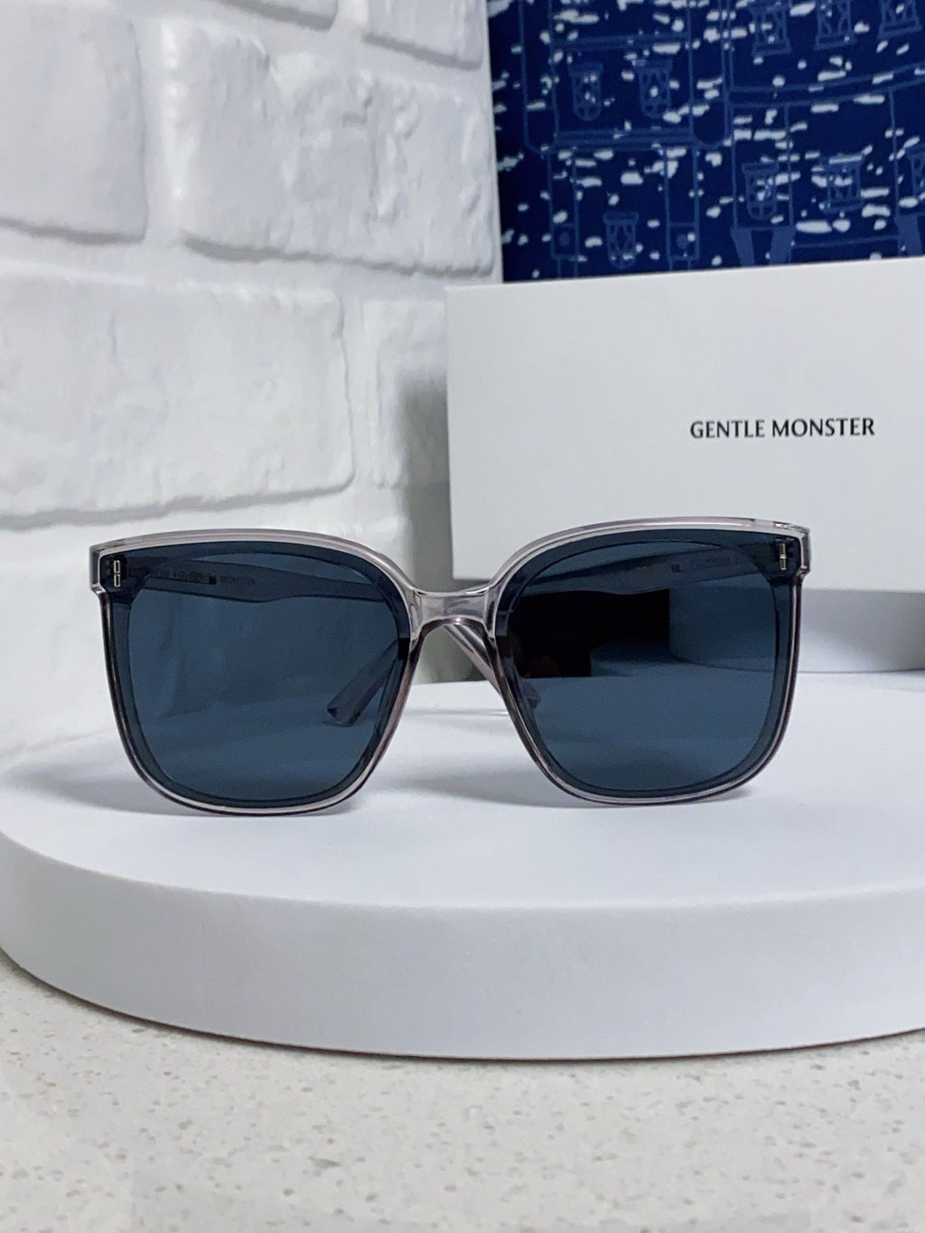 Gentle Monster FIRDA Oversized Blue Lens Sunglasses for Women - 867261 - detail image 2
