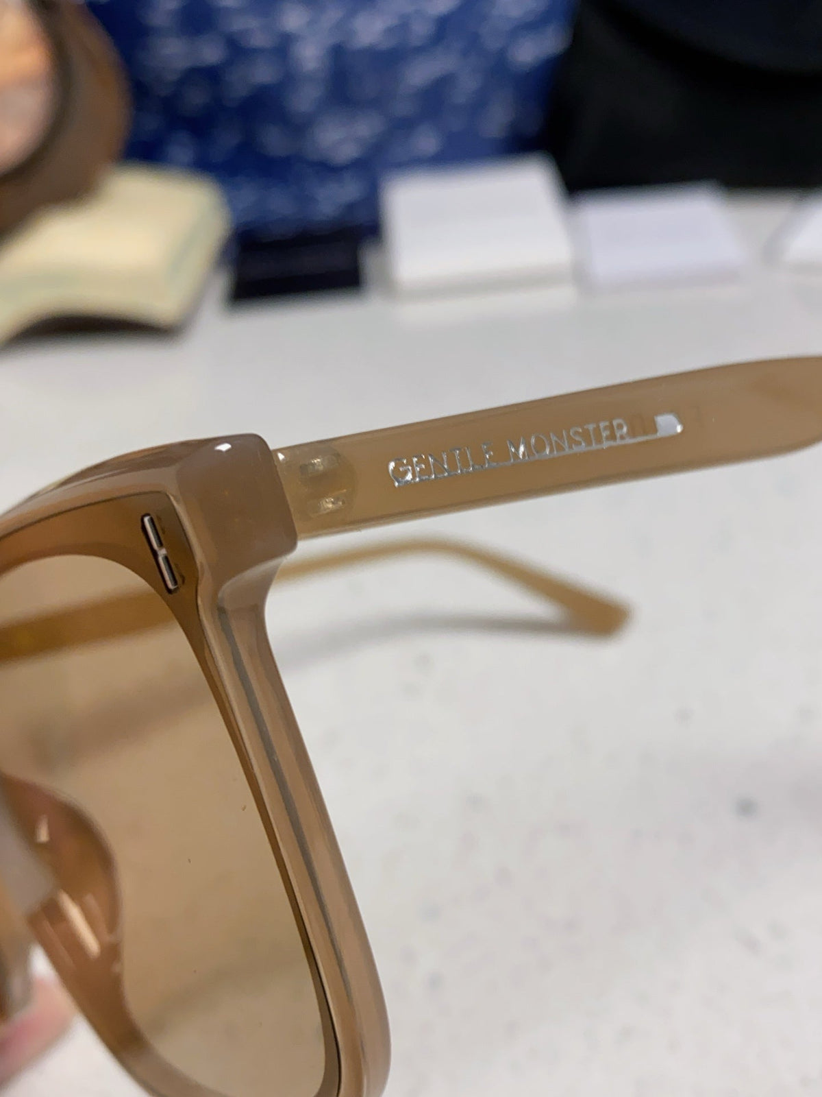 Gentle Monster FIRDA Oversized Gray Lens Sunglasses for Women - 158669 - detail image 7