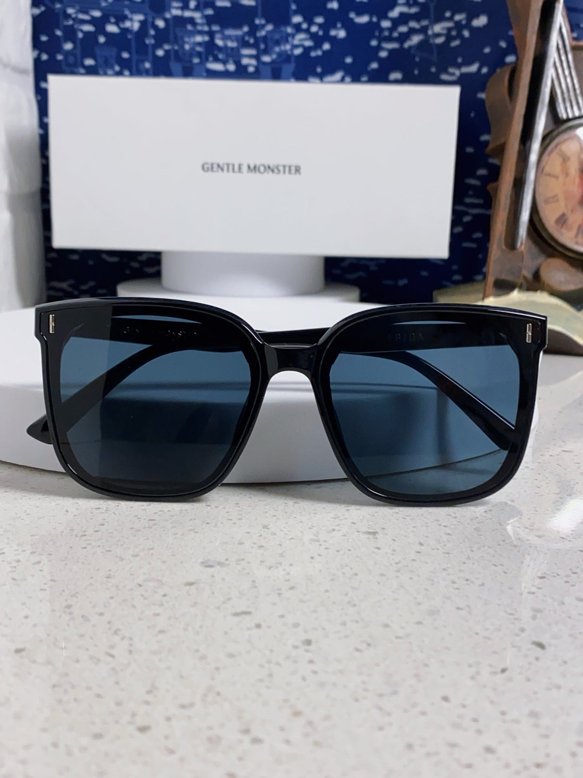 Gentle Monster FIRDA Oversized Red Lens Sunglasses for Women - detail image 9
