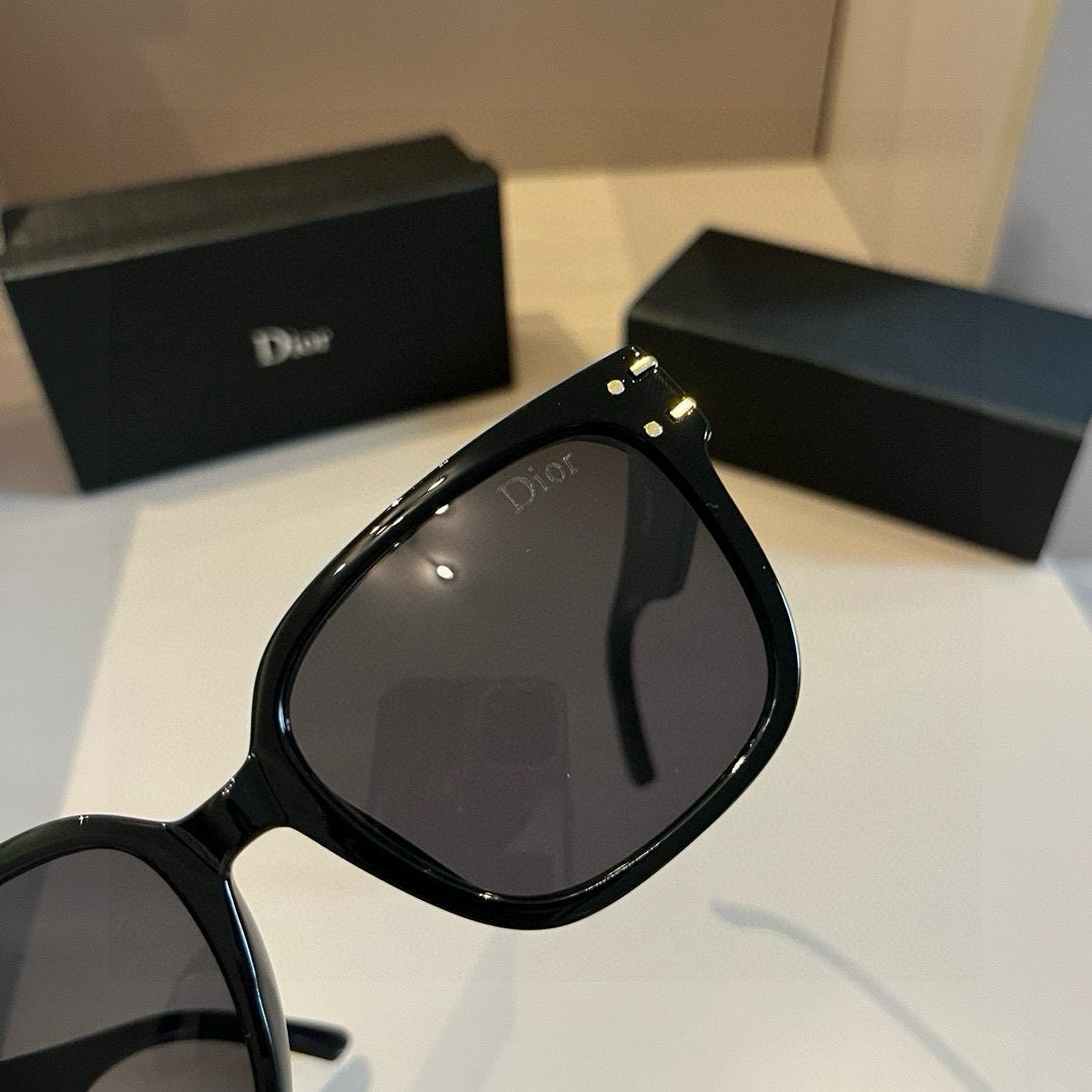 Dior Fashion Black Lens Sunglasses for Men & Women - 382406 - detail image 5