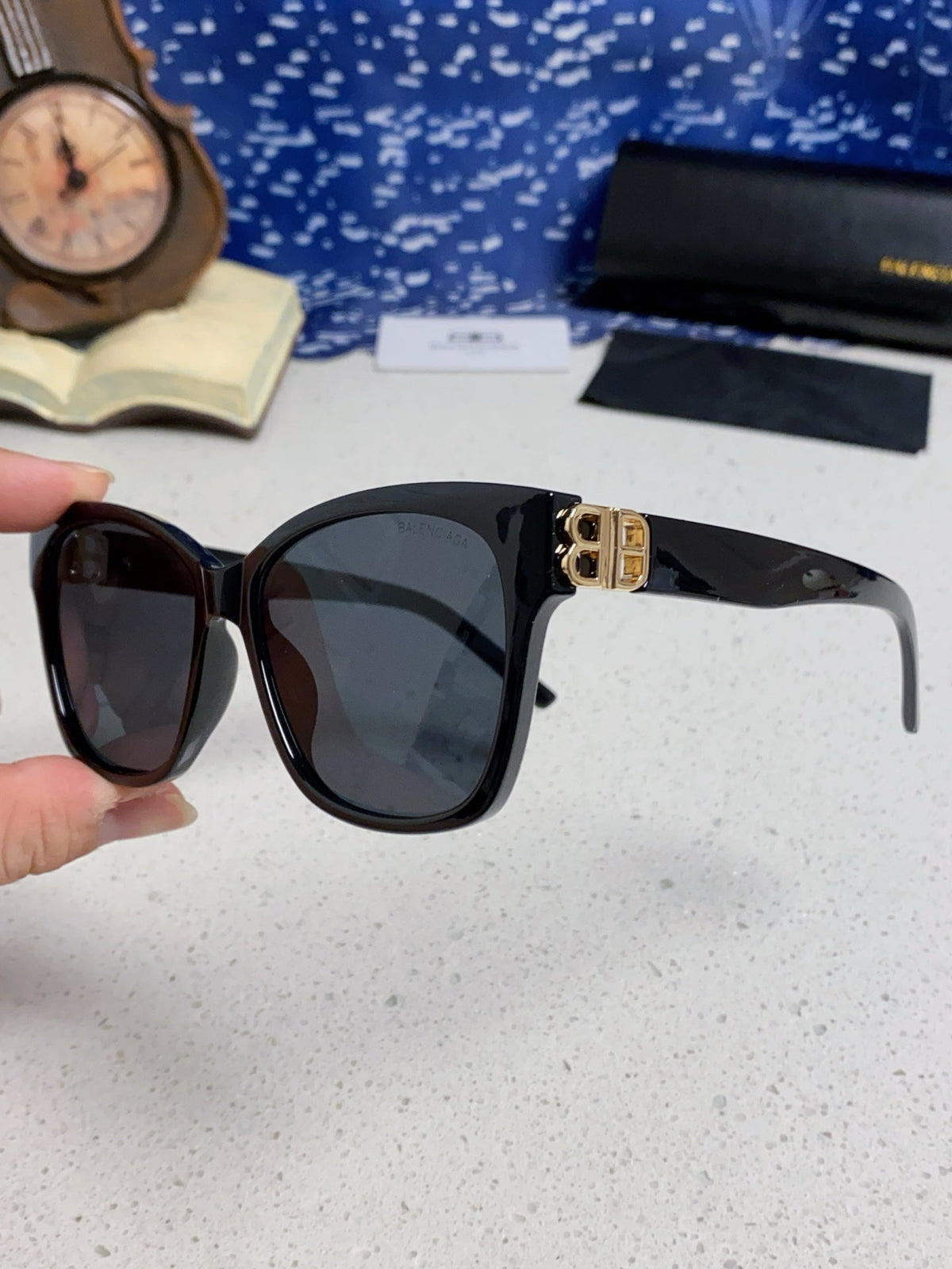 Balenciaga BB0102SA Fashion Black Lens Sunglasses for Men & Women - detail image 7