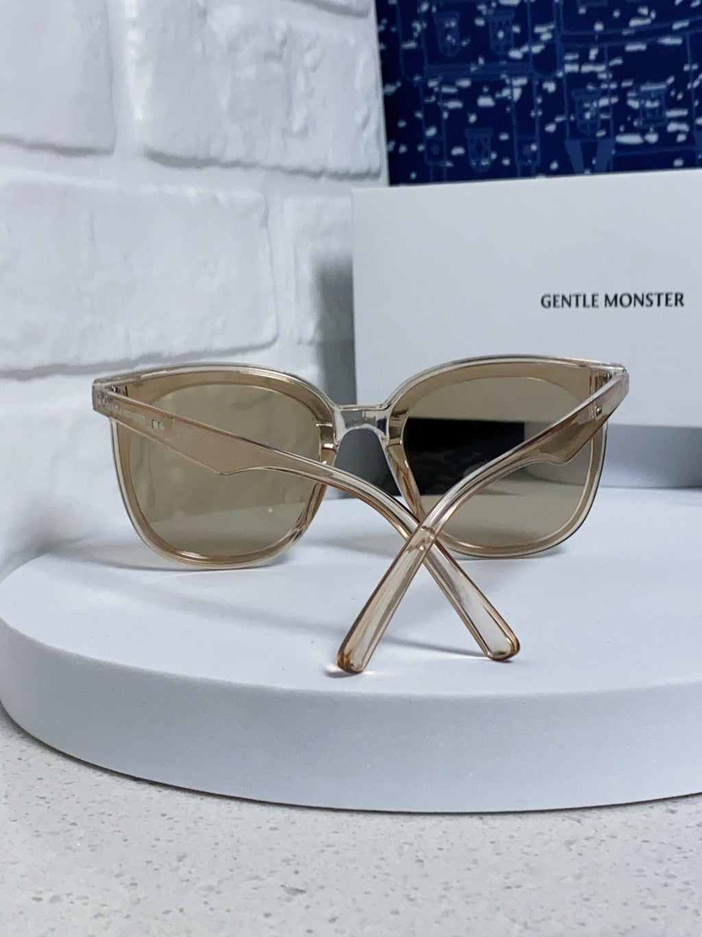 Gentle Monster ROSY Square Gray Lens Sunglasses for Men & Women - 432947 - detail image 3